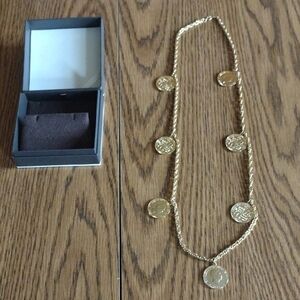 Gold-Tone 7 Coin king Of Hawaii 30in Necklace.